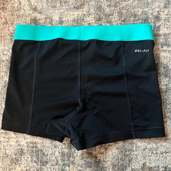 Nike Dri-Fit Compression Shorts - Picture 2 of 3